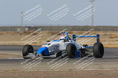 media/Oct-29-2022-CalClub SCCA (Sat) [[e05833b2e9]]/Race Group 2/Qualifying (Sweeper)/